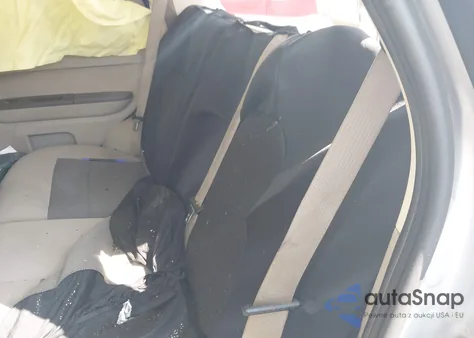 2008 Ford Escape Xlt из США, поврежденный, VIN 1FMCU03Z68KE75370